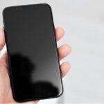 iphone-black-screen.jpg