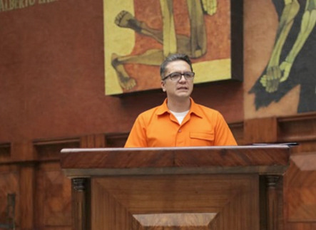 poner_uniforme_naranja_de_preso